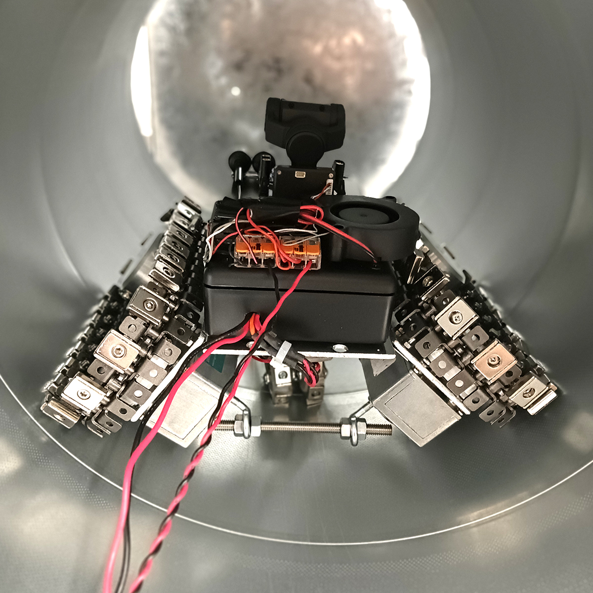 ダクト内調査ロボット（β）